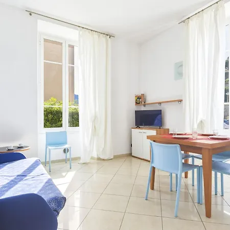 Hostdomus - Emma - Zoe E Ascanio Alassio