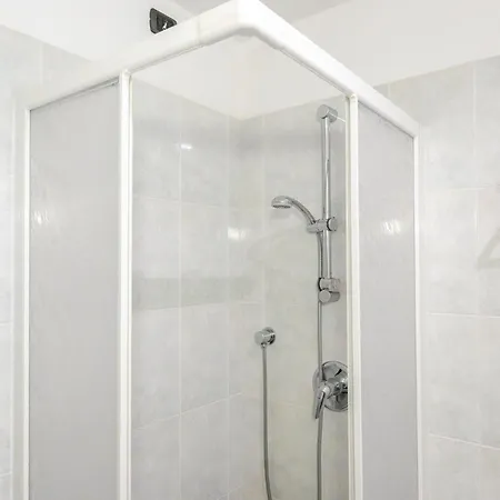 Hostdomus - Emma - Zoe E Ascanio Apartment Alassio
