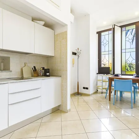 Hostdomus - Emma - Zoe E Ascanio Apartment *