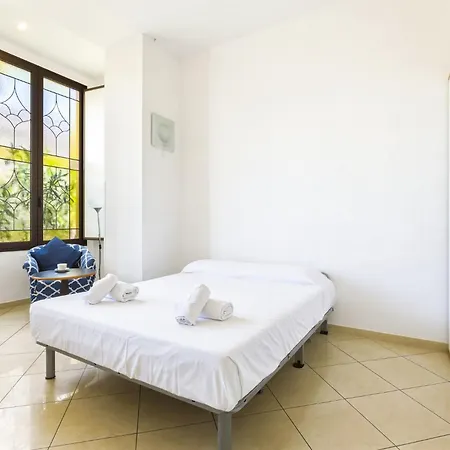 Hostdomus - Emma - Zoe E Ascanio * Alassio